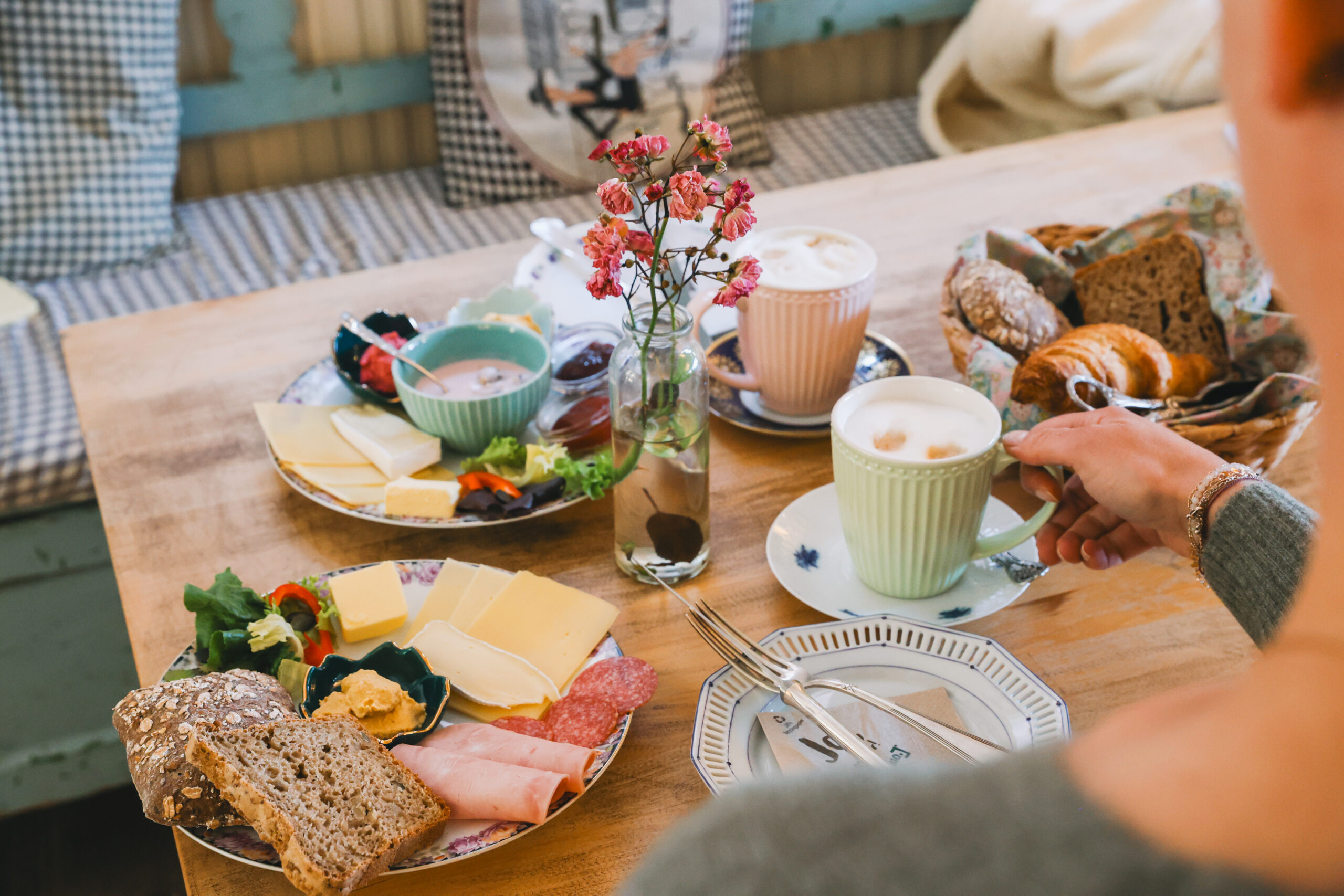 Frühstücken im Wecklies als Tipp für einen Ausflug nach Bad Oldesloe