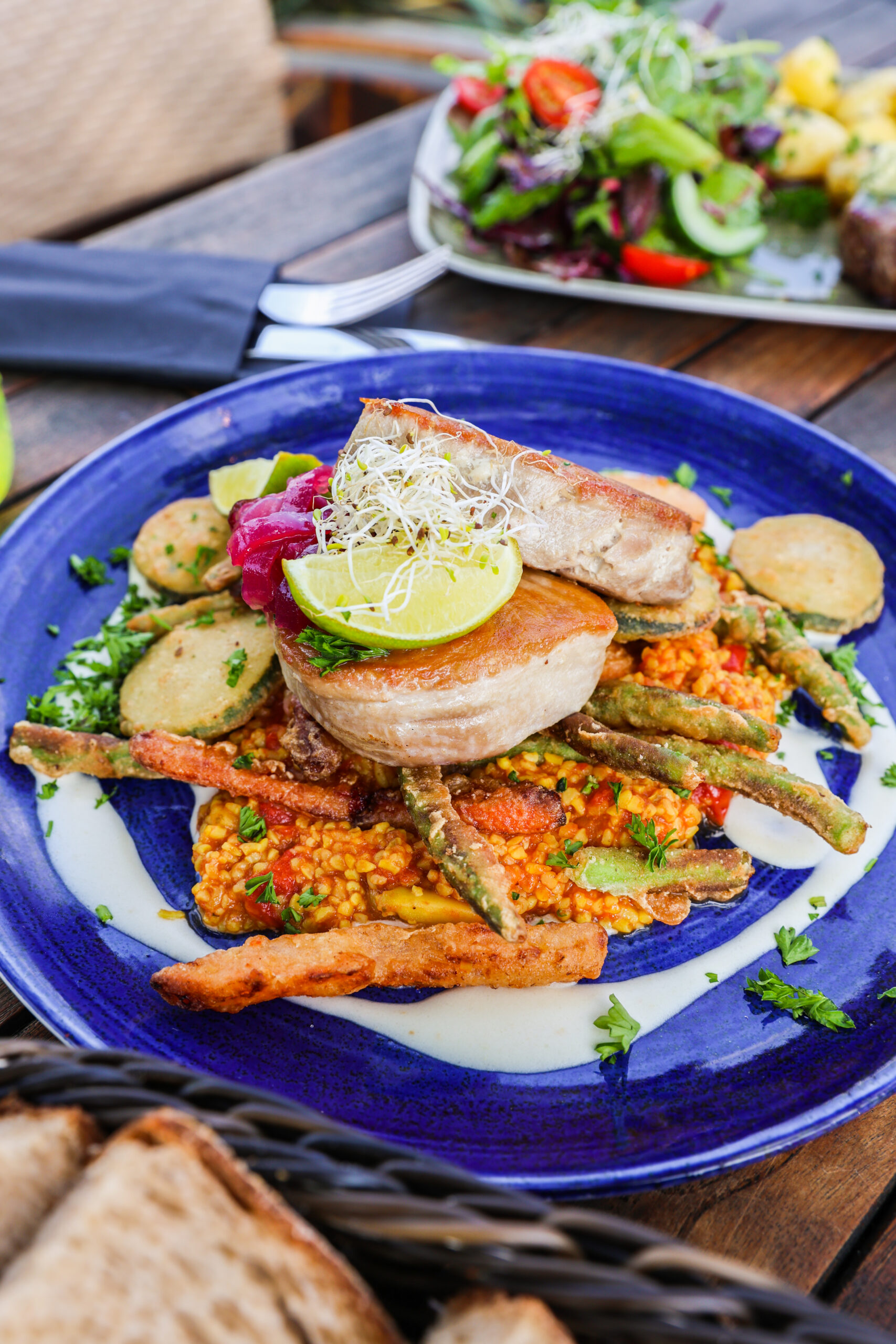 Thunfisch-Steak im neuen Fischrestaurant von Kiel